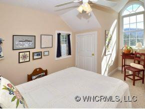 24 FAIRWAY VIEW DRIVE - Photo 11