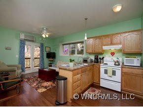 27 HOUSTON STREET - Photo 14