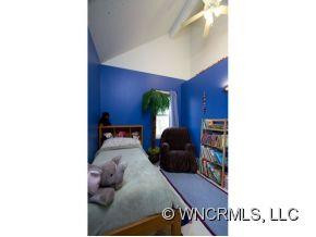 27 HOUSTON STREET - Photo 10