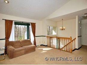 35 OAK LEAF DRIVE - Photo 3