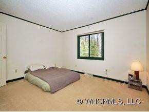 35 OAK LEAF DRIVE - Photo 7