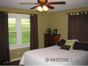 780 Jupiter Road - Photo 5