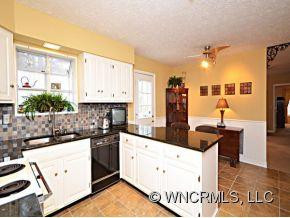 7 HICKORY CREEK COURT - Photo 10