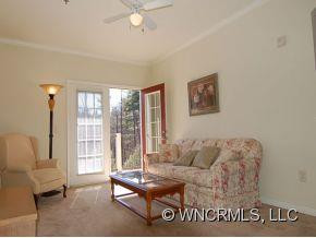 100 VISTA LAKE DRIVE, UNIT#106 - Photo 6