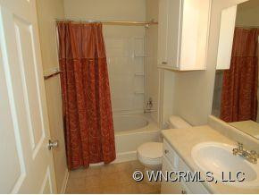 100 VISTA LAKE DRIVE, UNIT#106 - Photo 8