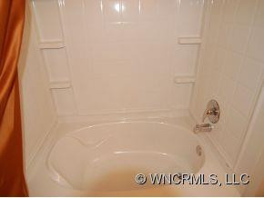 100 VISTA LAKE DRIVE, UNIT#106 - Photo 9