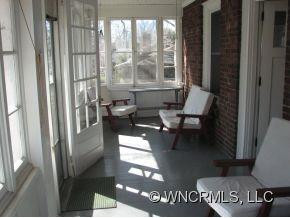 17 Lincoln Avenue - Photo 2