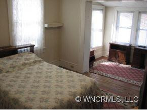 17 Lincoln Avenue - Photo 3