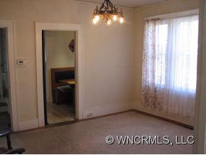 17 Lincoln Avenue - Photo 4