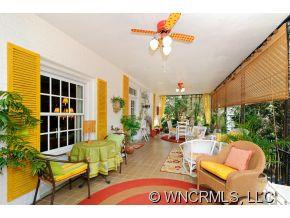 90 Marlborough Road - Photo 2