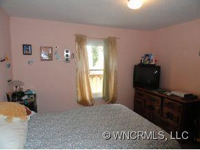 1838 1/2 OLD HAYWOOD ROAD - Photo 7