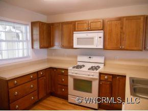 71 Rotunda Circle - Photo 2
