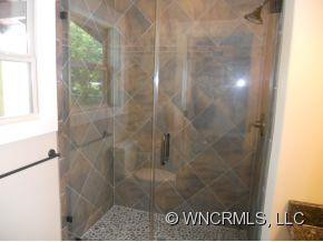 411 STRATFORD ROAD - Photo 15