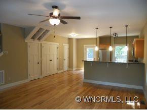 411 STRATFORD ROAD - Photo 4
