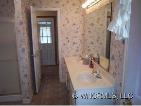 275 Fairview Avenue - Photo 18