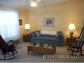 275 Fairview Avenue - Photo 3