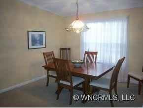 275 Fairview Avenue - Photo 4
