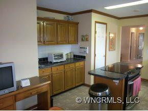 275 Fairview Avenue - Photo 8