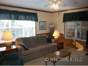 275 Fairview Avenue - Photo 10