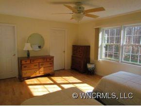 217 Case Street - Photo 4