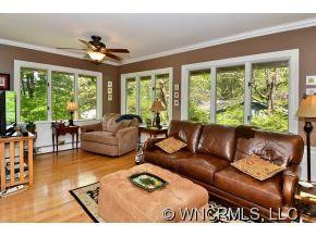 257 Greenview Drive - Photo 7