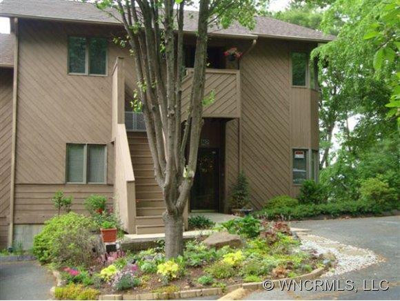M-2 305 PINEY MOUNTAIN DRIVE