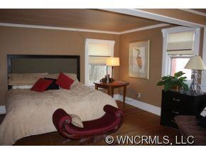 300 Grady Ave. - Photo 11