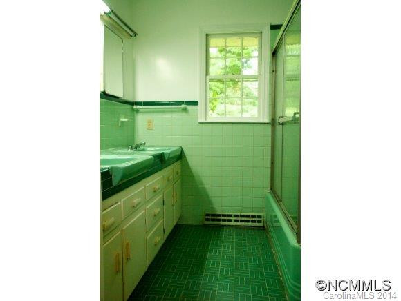 185 Ferry - Photo 9
