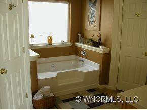 1506 Tower Road - Photo 6