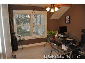 524 Clearview Terrace - Photo 18