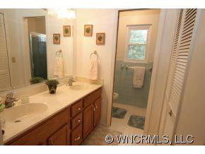 229 Foxwood Drive - Photo 11