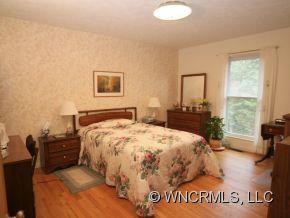 229 Foxwood Drive - Photo 12