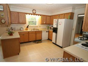 229 Foxwood Drive - Photo 3