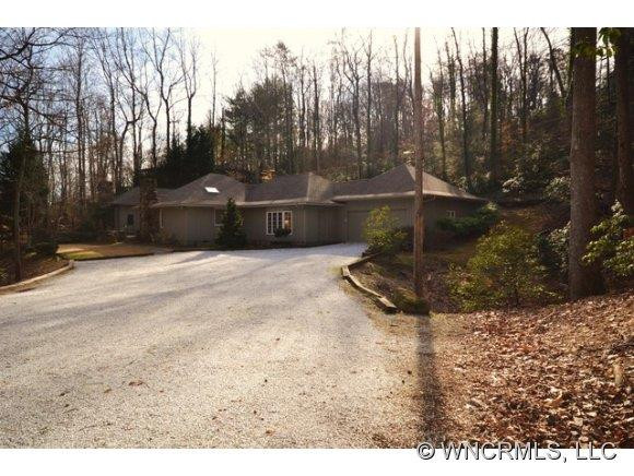 225 Laurel Way