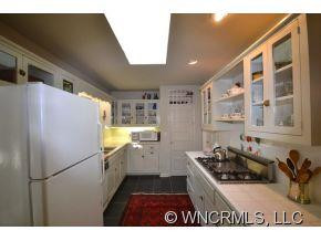 225 Laurel Way - Photo 11