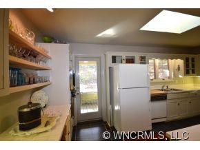 225 Laurel Way - Photo 12