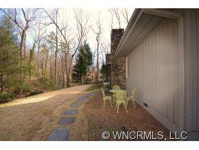 225 Laurel Way - Photo 4