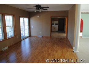 132 Sour Apple Lane - Photo 8