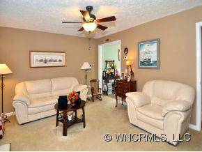 110 LOCH HAVEN ROAD - Photo 2