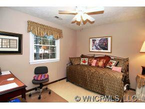 1231 ASHBY LANE - Photo 10