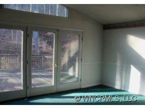 131 Carriage Drive - Photo 4