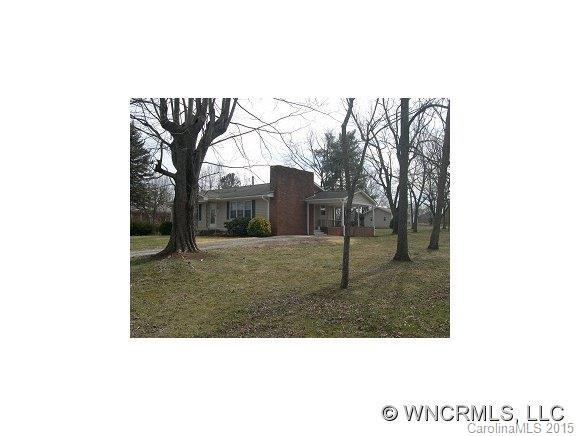 111 E. Walker Street - Photo 2