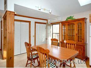 764 HUTCH MTN ROAD - Photo 2