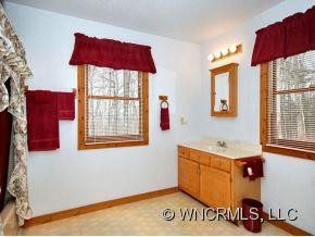 764 HUTCH MTN ROAD - Photo 6