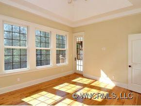 58 KING HEIGHTS DRIVE - Photo 11