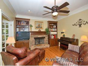 210 Crocus Lane - Photo 3