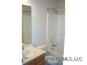 874 West Pointe Drive - Photo 11