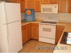 874 West Pointe Drive - Photo 18