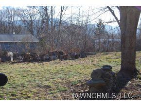215 East College - Photo 9