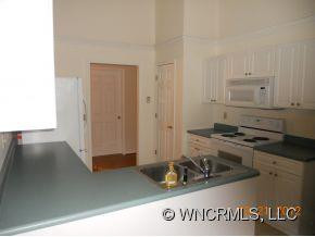 1044 Saddlebrook Drive - Photo 5